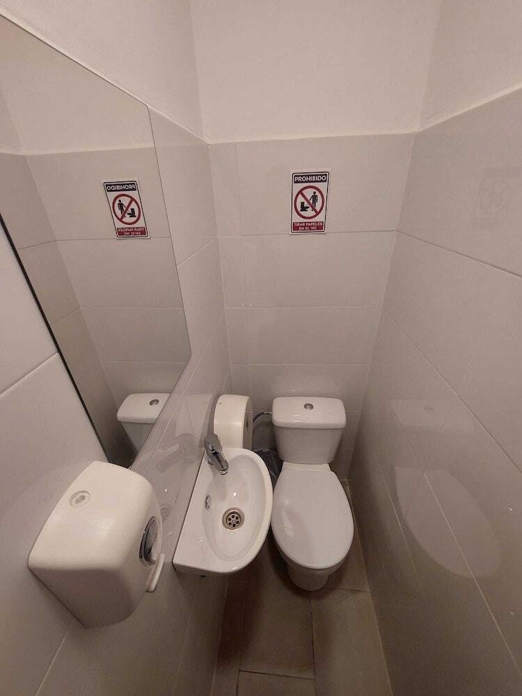 Hostal Arc House Granada