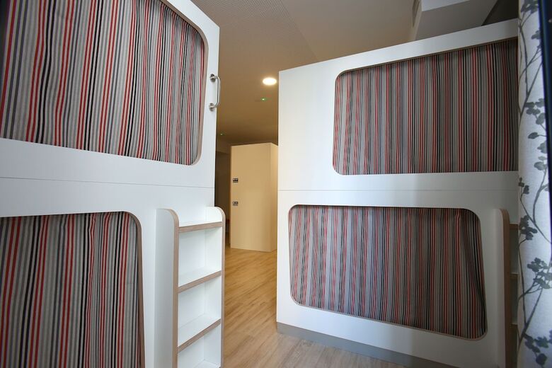 Hostal Dpaso Urban Hostel