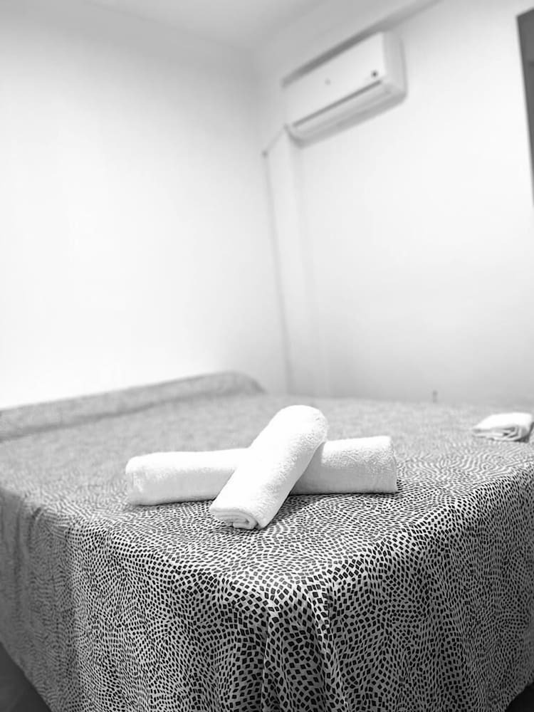 Hotel Hostal La Campi�a