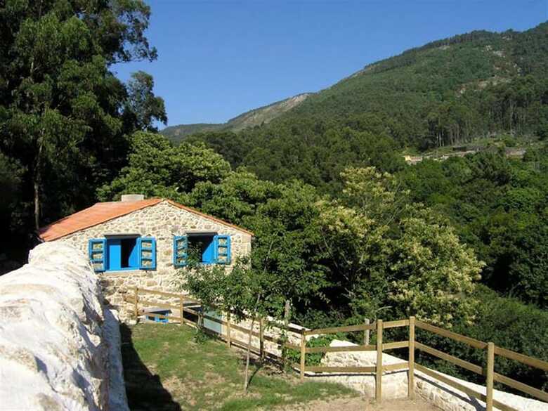 Aparthotel Budi�o De Serraseca