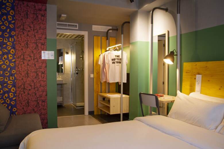 Hostal Room00 Valencia Hostel