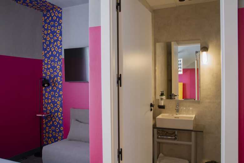 Hostal Room00 Valencia Hostel