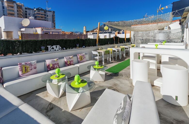 Hostal Tak Boutique Marbella Old Town With Parking