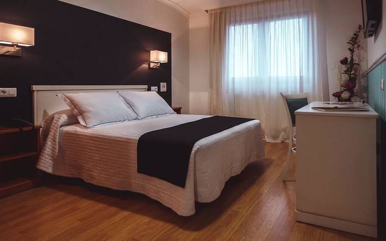 Hotel Lombi�a