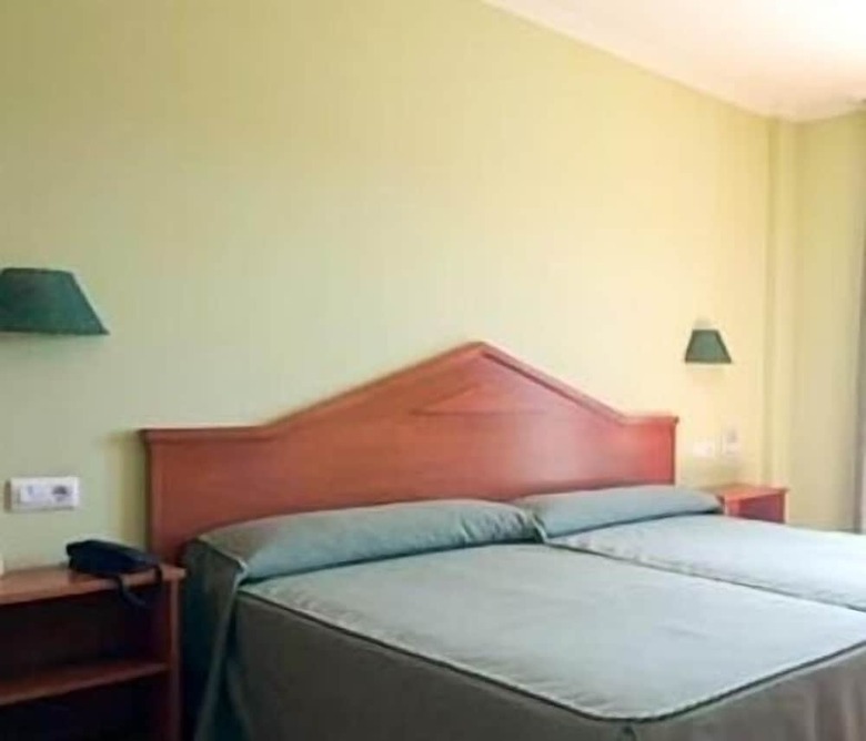 Hotel Lombi�a