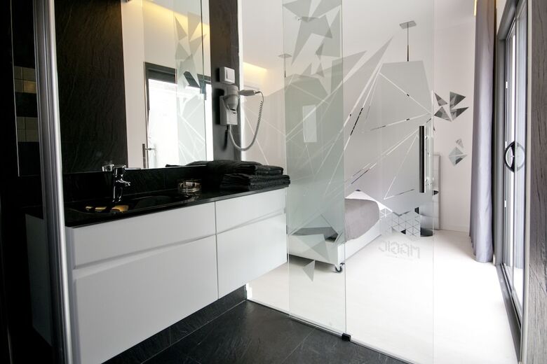 Hotel Magic - Rnet 3505