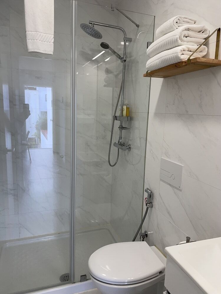 Botica Guesthouse