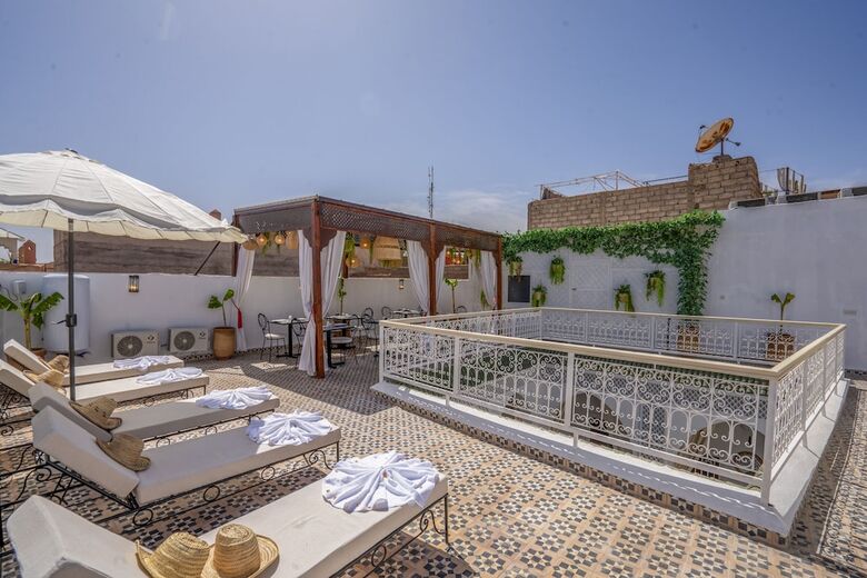 Riad Safran Et Soleil