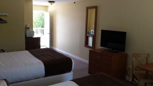 Escarpment Heights Motel