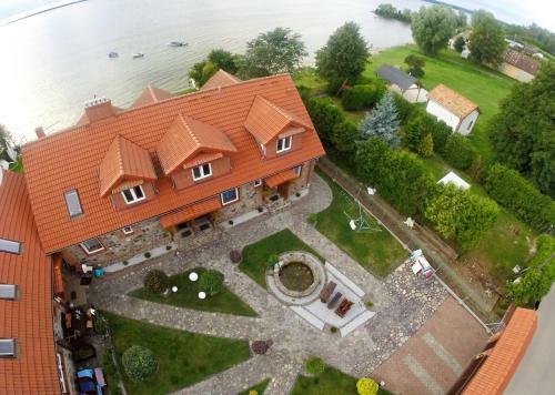 Hostal Panorama Uwe Lake Resort