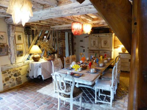 Bed & Breakfast La Cour De Bas