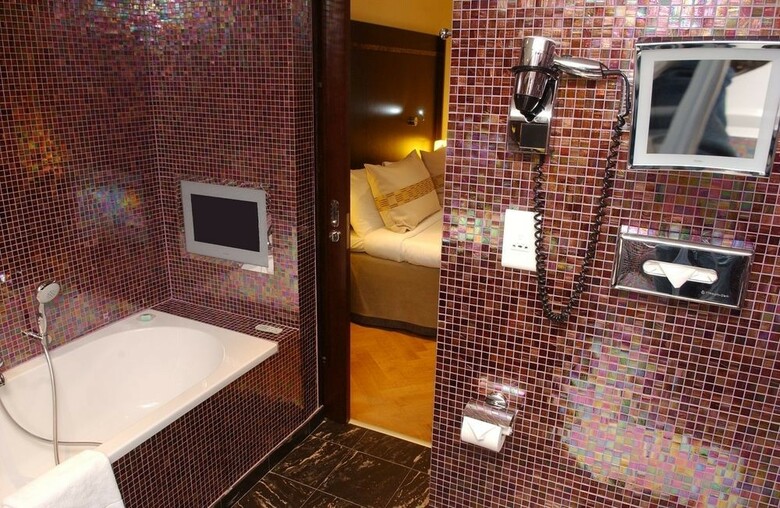 Hotel Doubletree By Hilton Brussels City