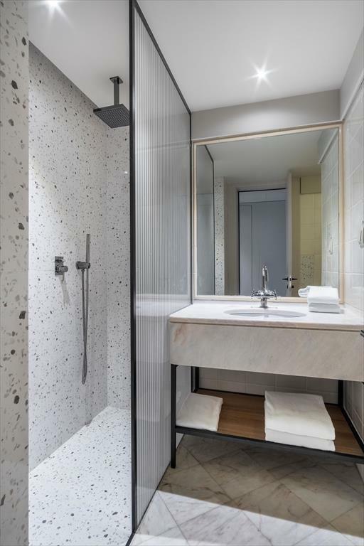 Hotel Next By Savoy Signature