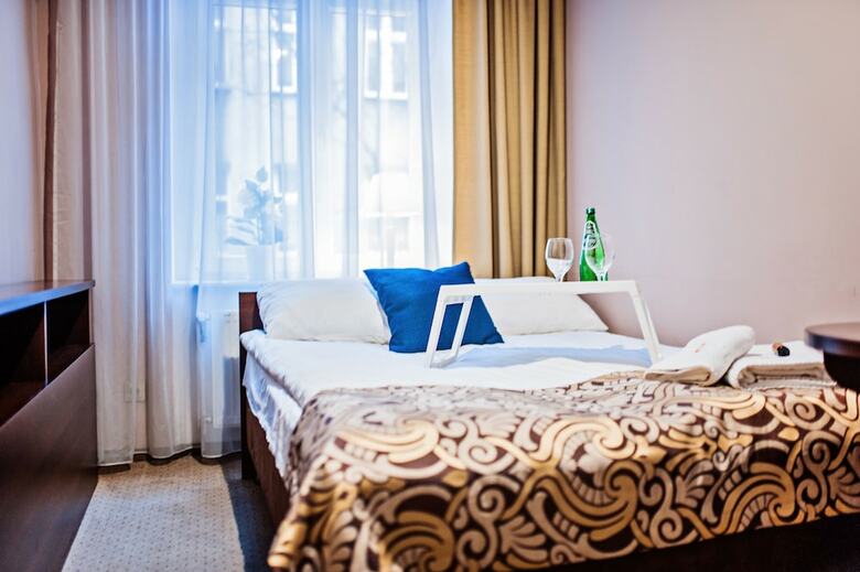 Hostal Ttrooms