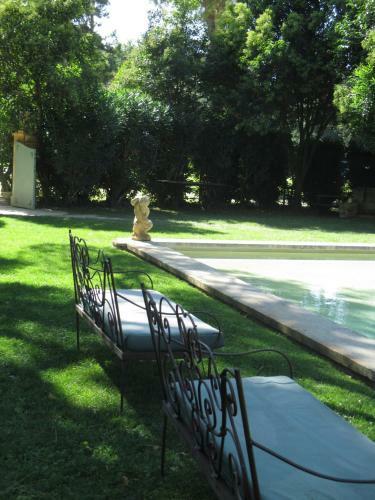 Hostal Le Mas Des Comtes De Provence