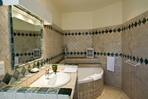 Hostal Le Mas Des Comtes De Provence