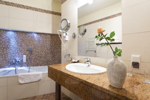 Papuga Park Hotel Wellness&spa