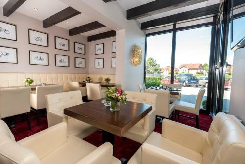 Hotel Tiek Superior