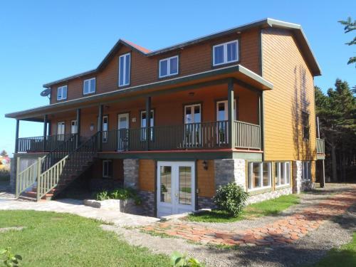 G�te La Maison Chez J.p. Bed And Breakfast
