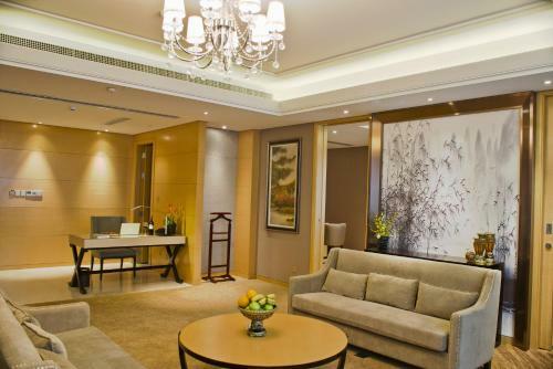 Yangzhong Firth Jinling Grand Hotel
