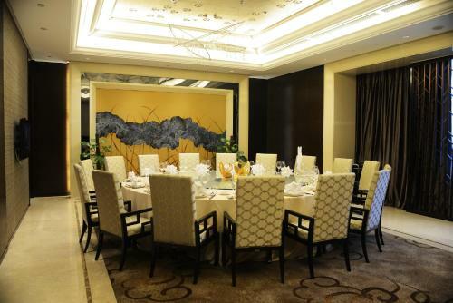 Yangzhong Firth Jinling Grand Hotel