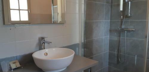 Hotel Logis Auberge De La Mandrie