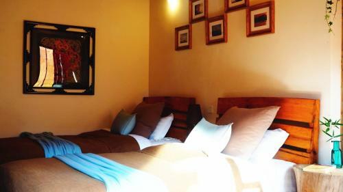 Hostal Shaxi Miss May Hotel