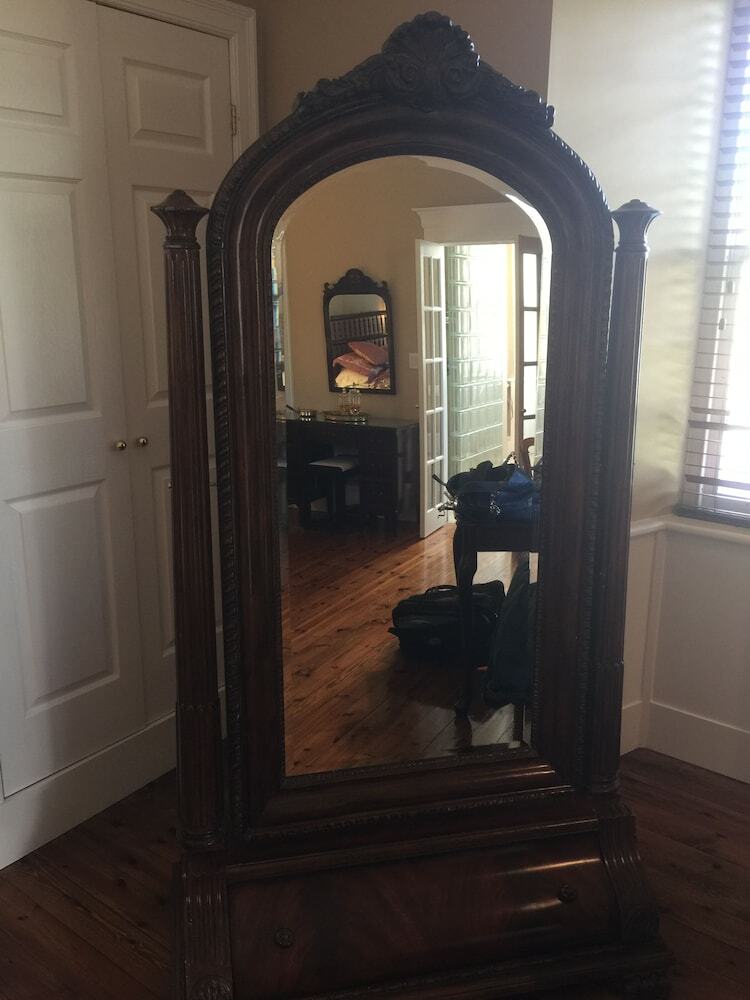 Clyde Hall Bed And Breakfast