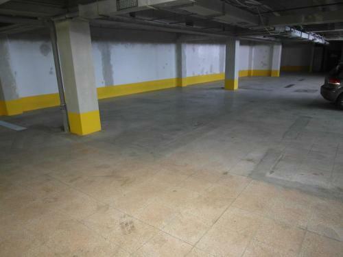 Apartments Kope?n� With Parking