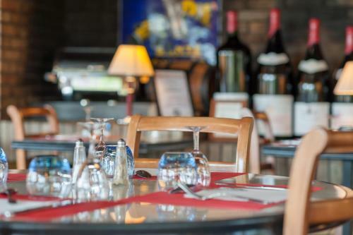 Newport Hotel Restaurant