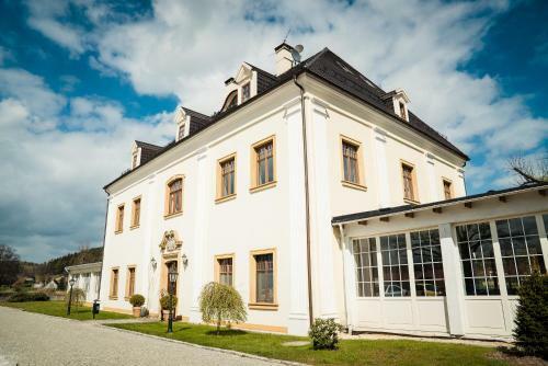 Hostal Pa?ac Na Wodzie Emotions & Thermal Spa