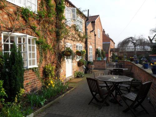 The Country Cottage Hotel