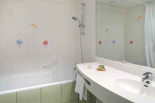 Hotel Logis Le Pariou - Le Jardin