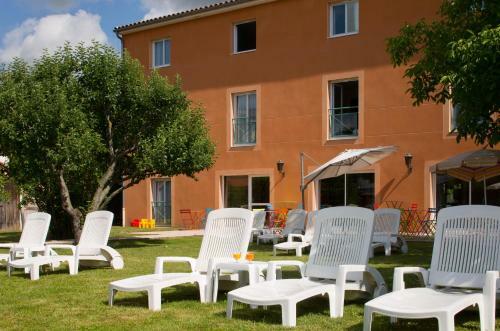 Hotel Logis Le Pariou - Le Jardin