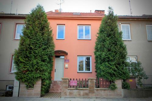 Hostal Ubytovani Nikol