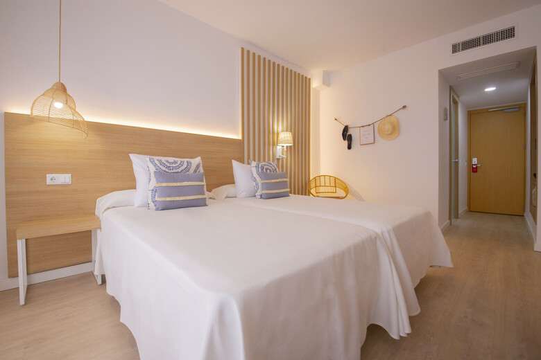 Hotel Cala Font