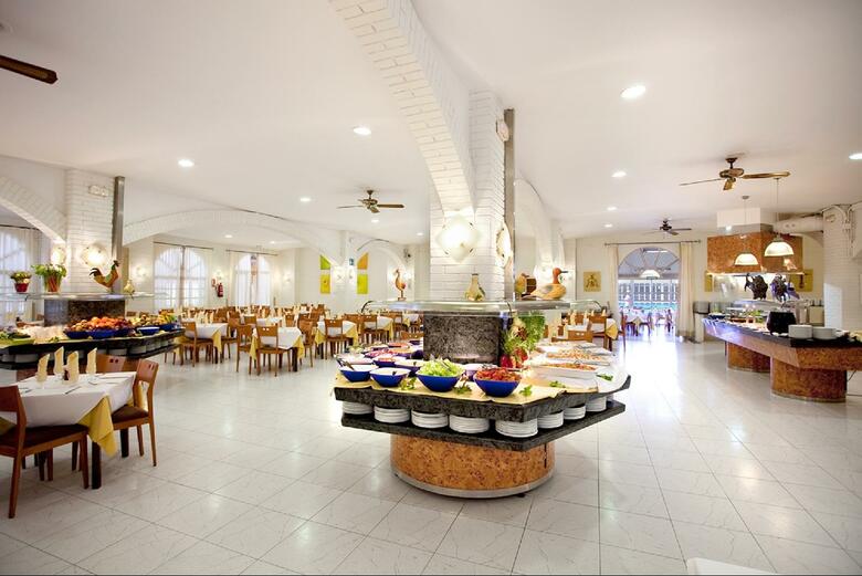 Aparthotel Voramar