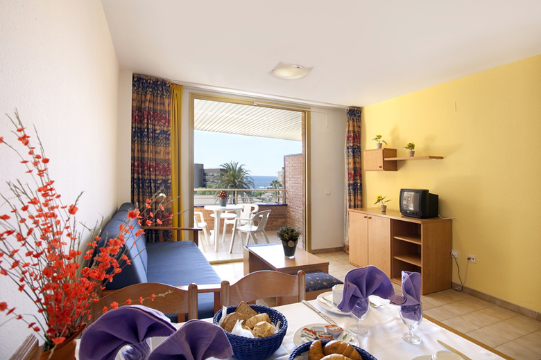 Aparthotel Voramar