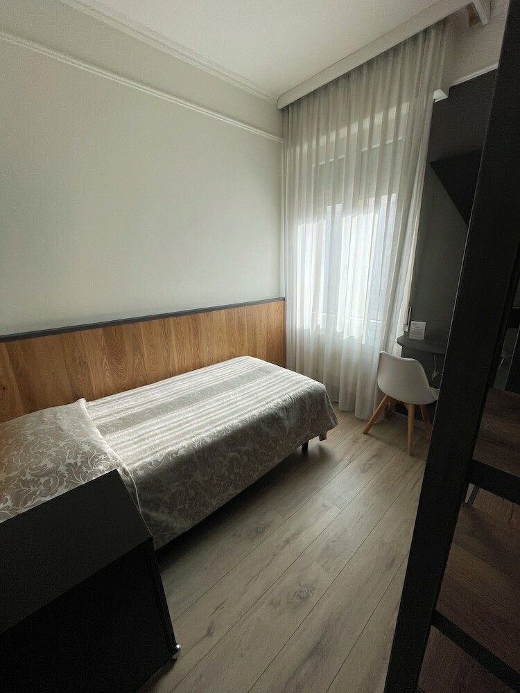 Hotel Italia