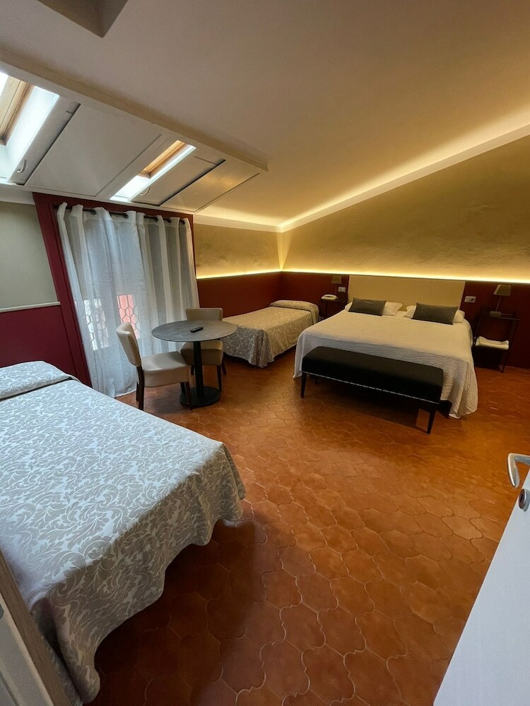 Hotel Italia