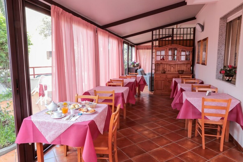 Hotel Mistral