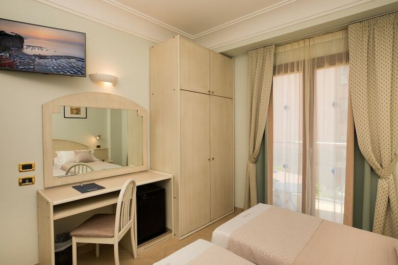 Comfort Hotel Gardenia Sorrento Coast