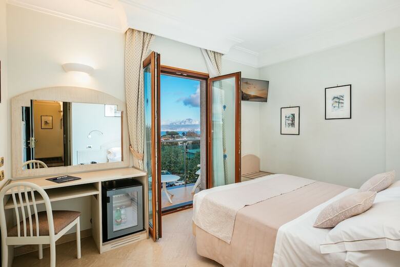 Comfort Hotel Gardenia Sorrento Coast