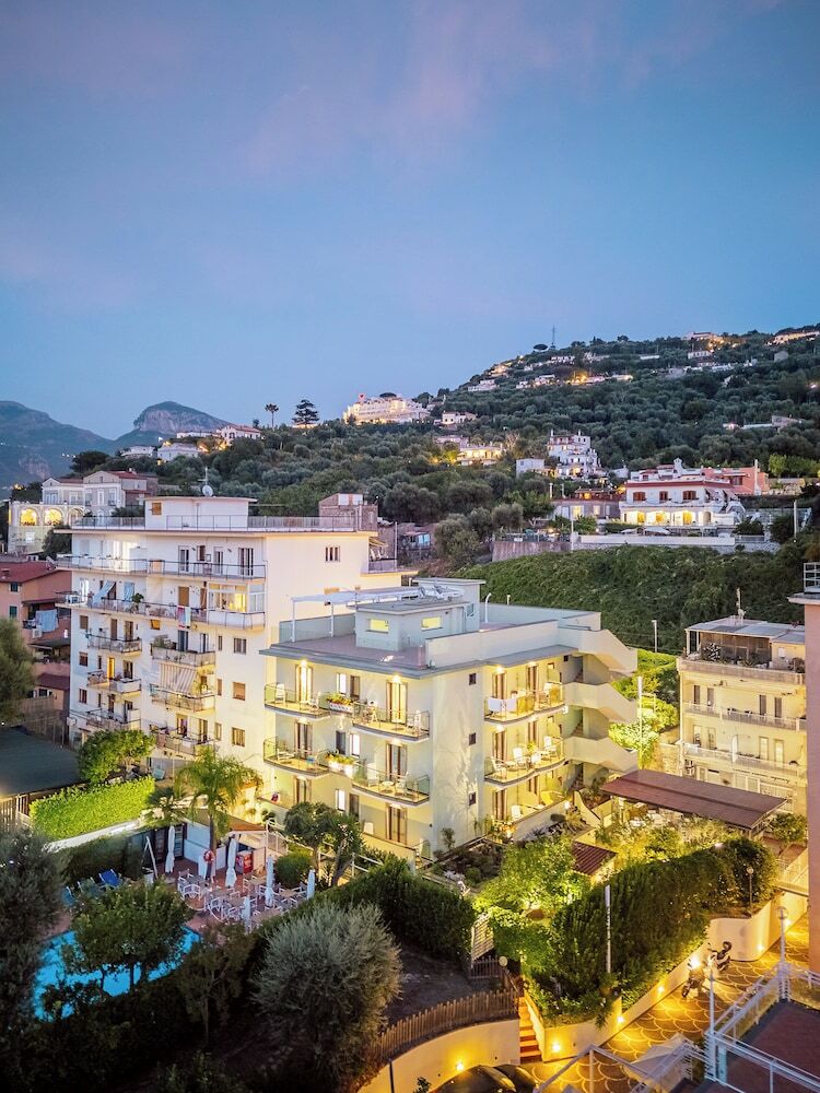 Comfort Hotel Gardenia Sorrento Coast