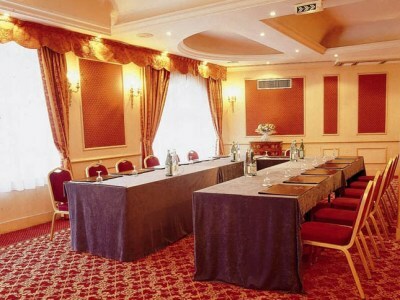 Hotel Carlton