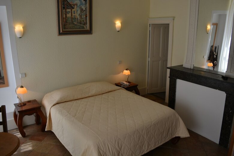 Hotel Des Consuls