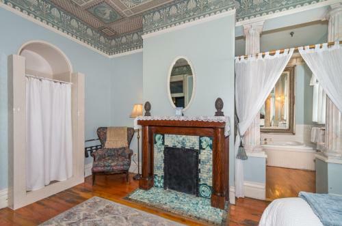 Bed & Breakfast Lumber Baron Inn And Gardens
