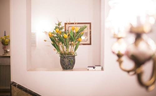 Hotel Albergo Quari