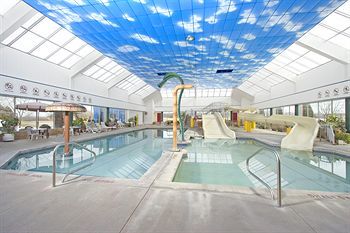 Hotel Pelee Motor Inn