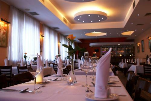 Hotel Wald Economy